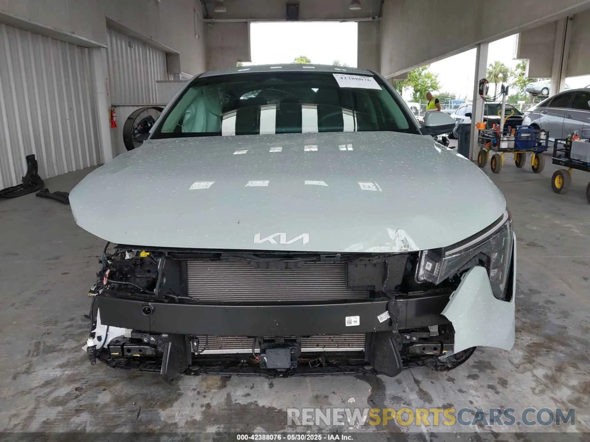 12 Photograph of a damaged car 3KPFT4DE2SE083794 KIA K4 2025