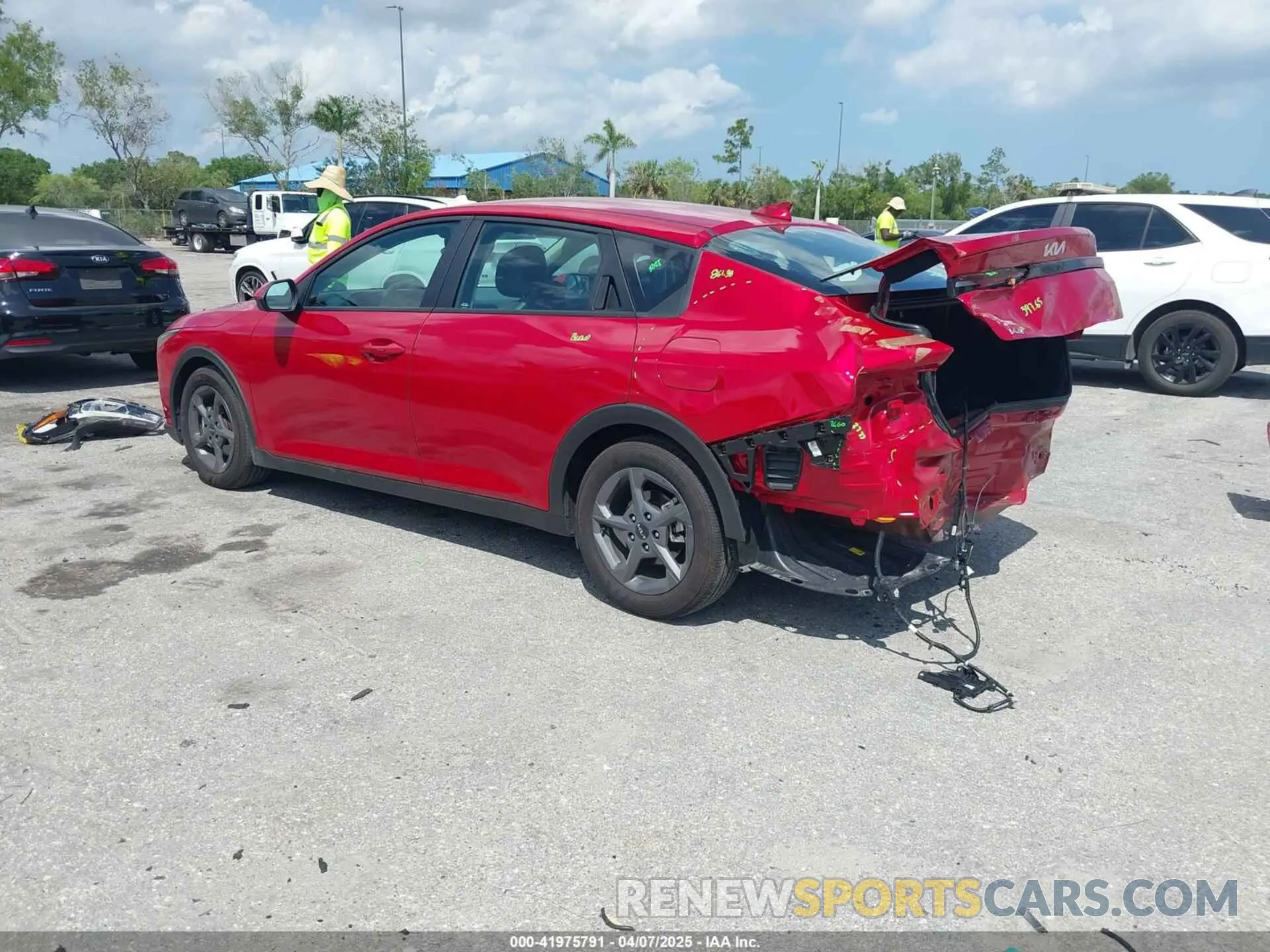 3 Photograph of a damaged car 3KPFT4DE3SE020901 KIA K4 2025