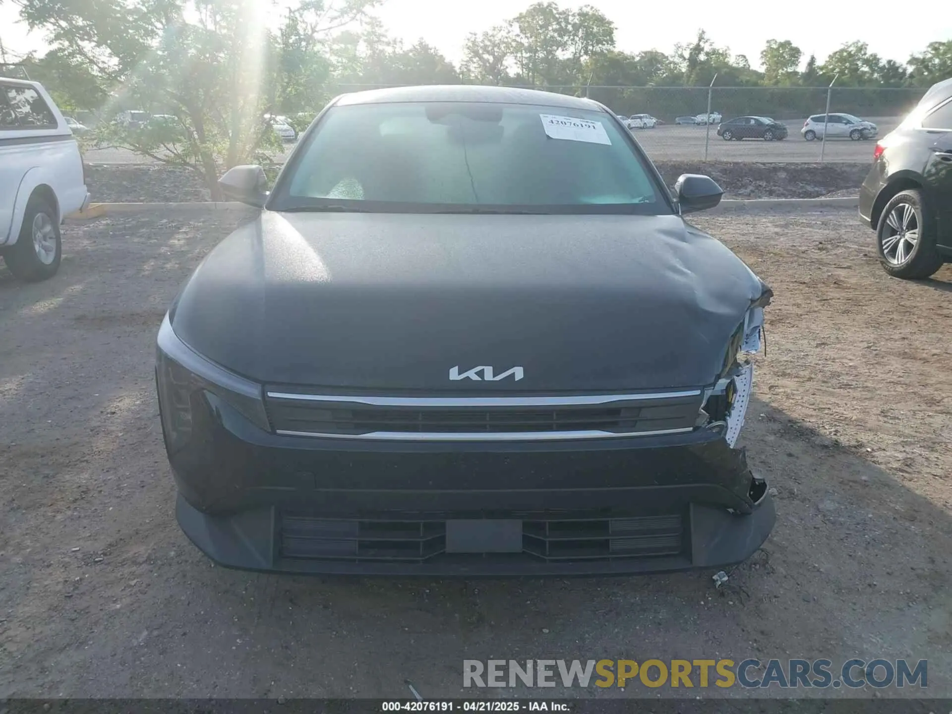 12 Photograph of a damaged car 3KPFT4DE3SE045944 KIA K4 2025