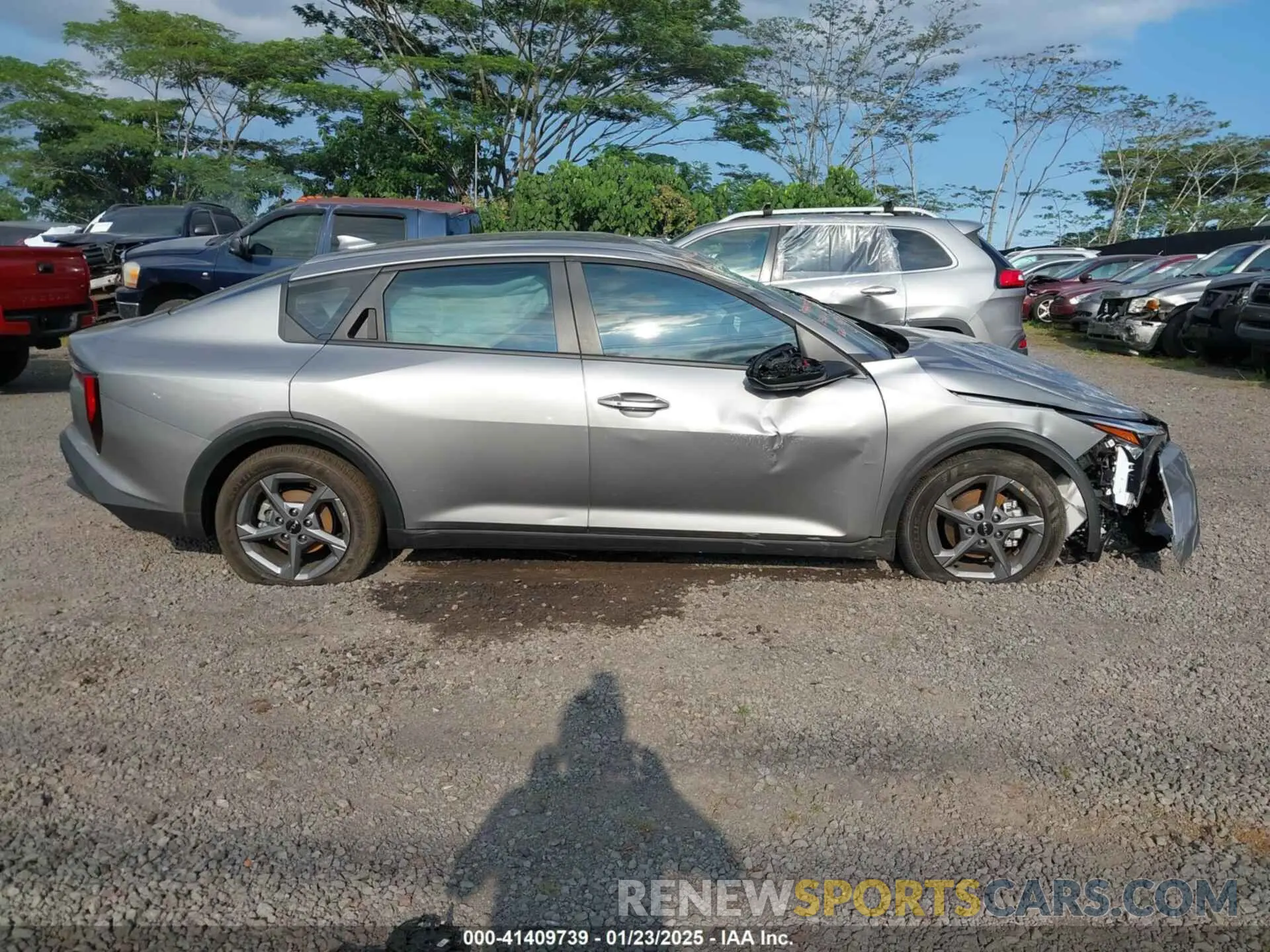 13 Photograph of a damaged car 3KPFT4DE4SE026612 KIA K4 2025