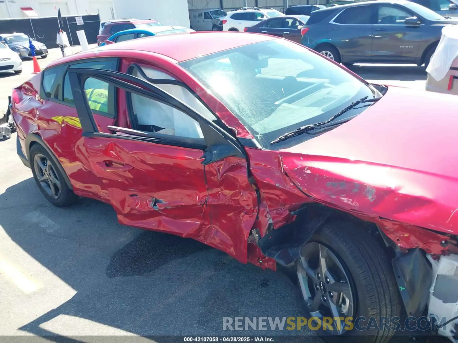 6 Photograph of a damaged car 3KPFT4DE4SE105701 KIA K4 2025