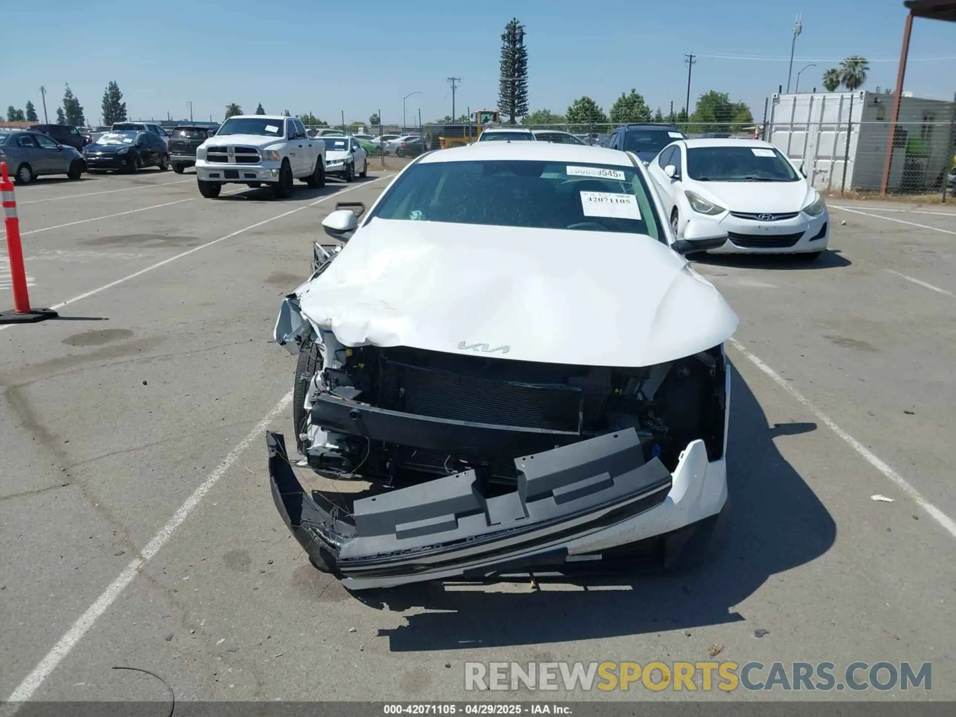 13 Photograph of a damaged car 3KPFT4DE5SE022813 KIA K4 2025