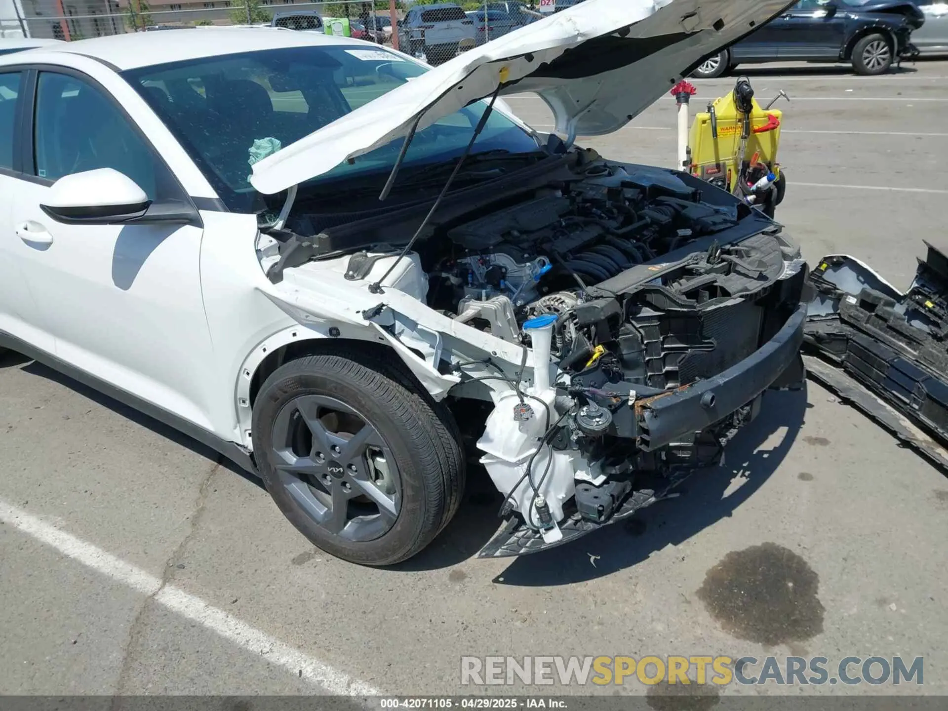 6 Photograph of a damaged car 3KPFT4DE5SE022813 KIA K4 2025