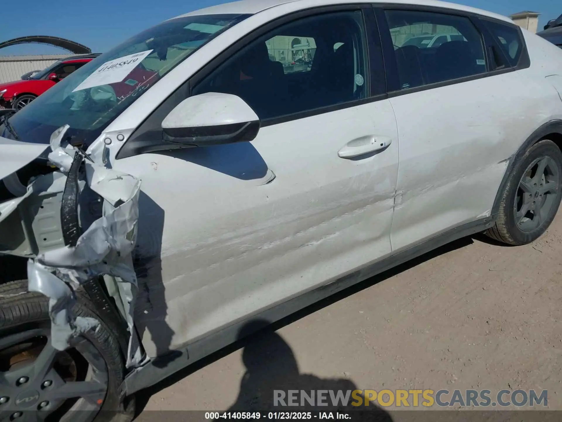 18 Photograph of a damaged car 3KPFT4DE5SE034041 KIA K4 2025