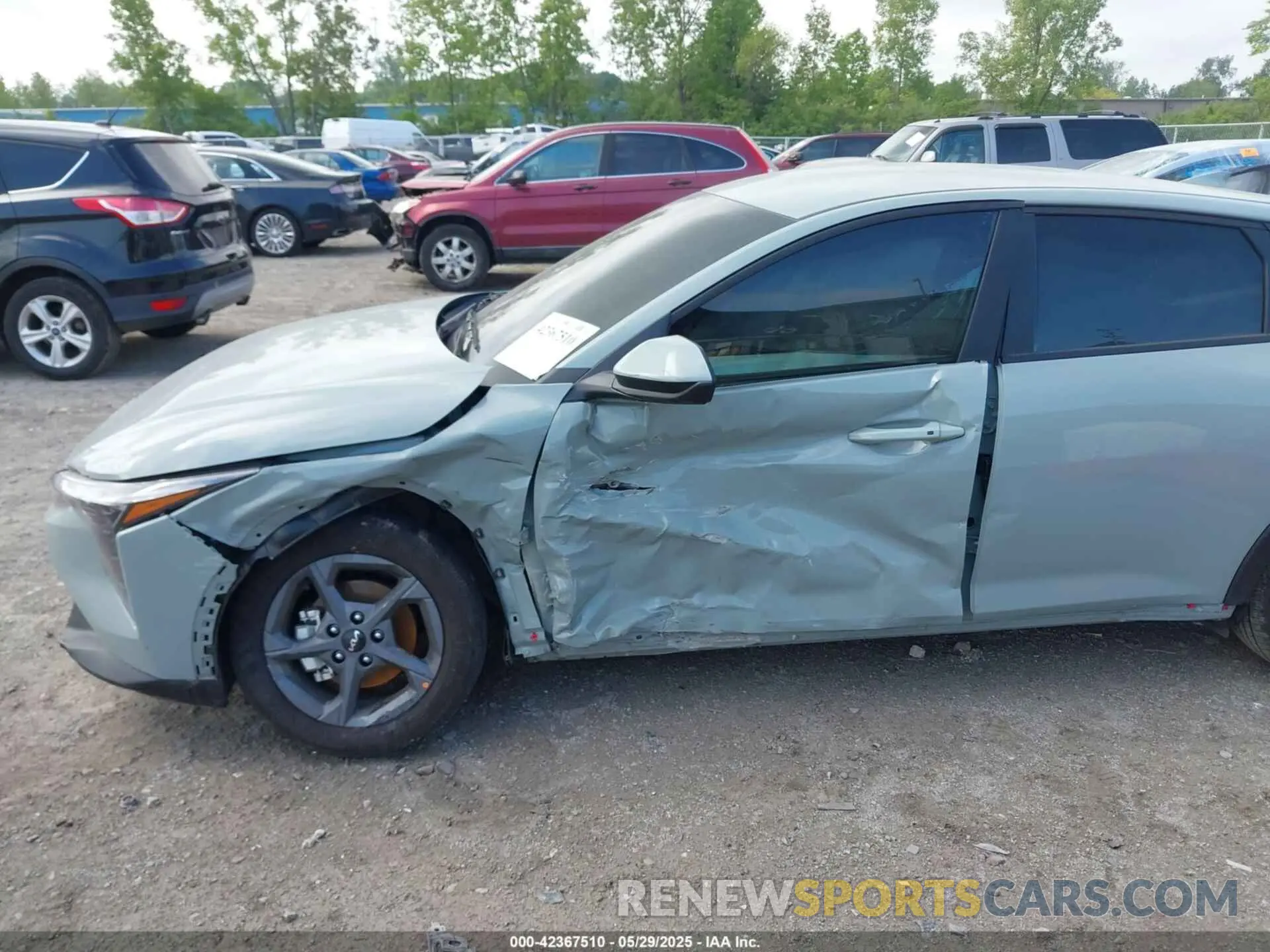 6 Photograph of a damaged car 3KPFT4DE5SE108848 KIA K4 2025