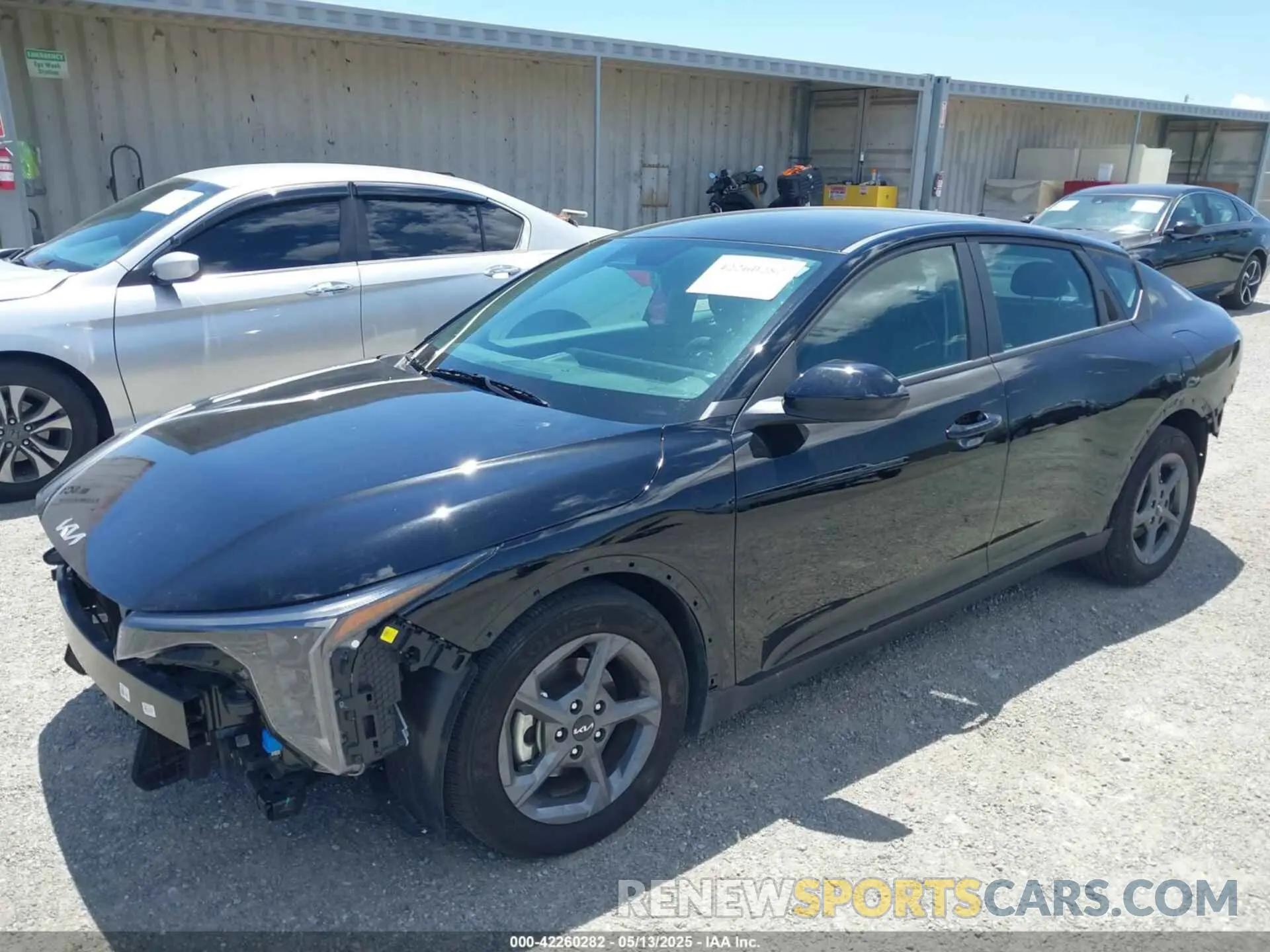 2 Photograph of a damaged car 3KPFT4DE6SE038924 KIA K4 2025
