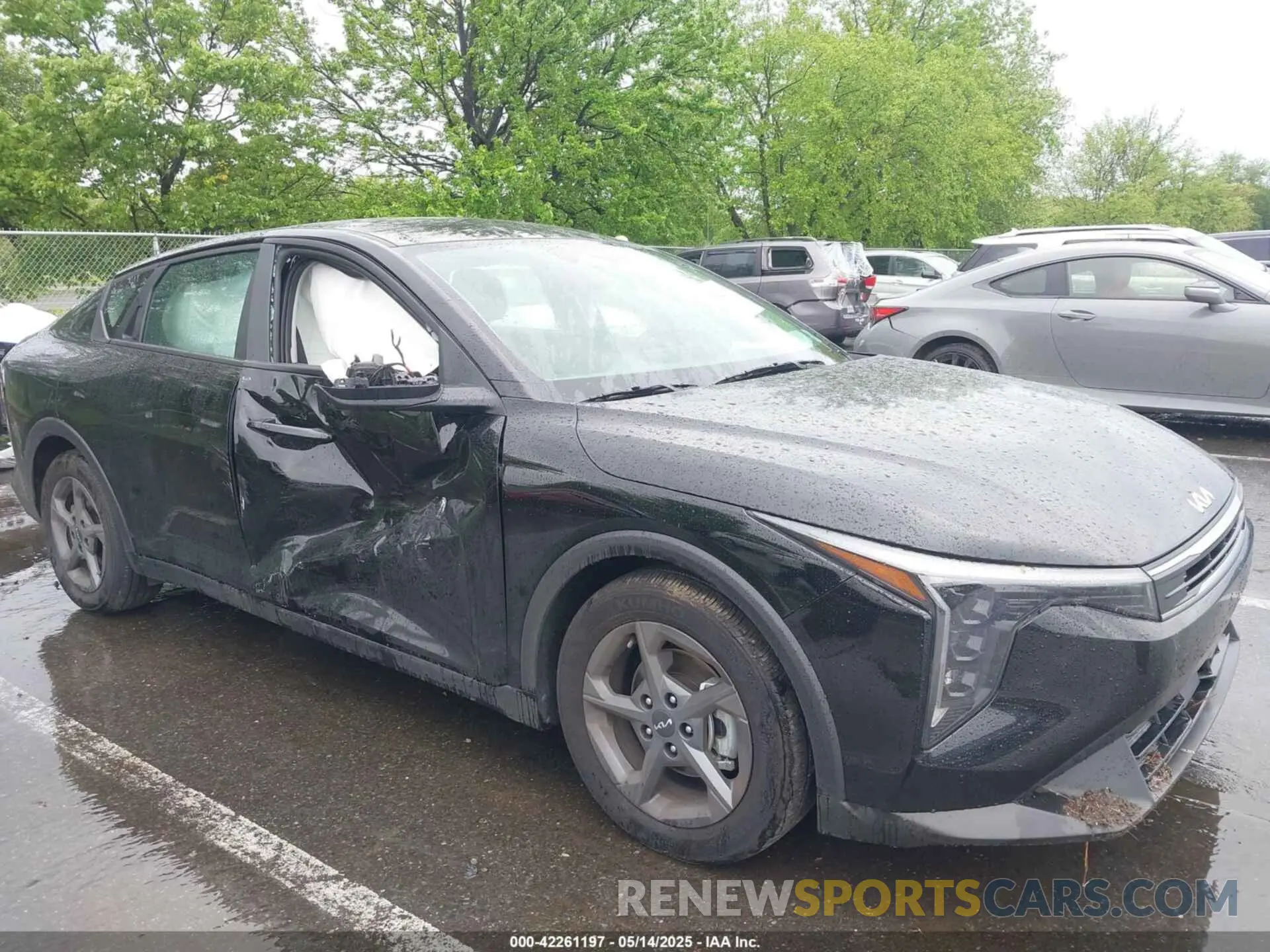 6 Photograph of a damaged car 3KPFT4DE7SE005141 KIA K4 2025