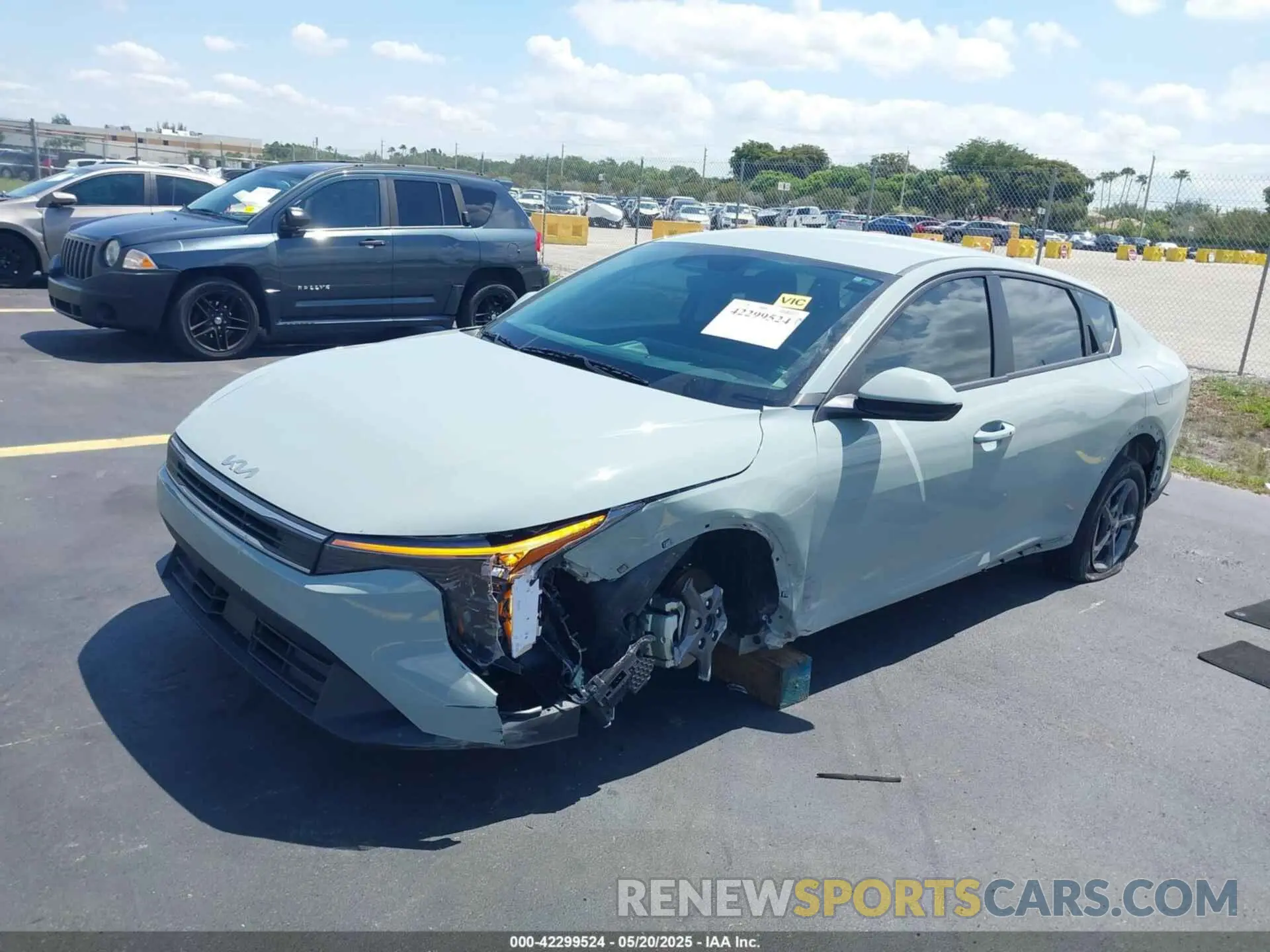 2 Photograph of a damaged car 3KPFT4DE7SE064013 KIA K4 2025