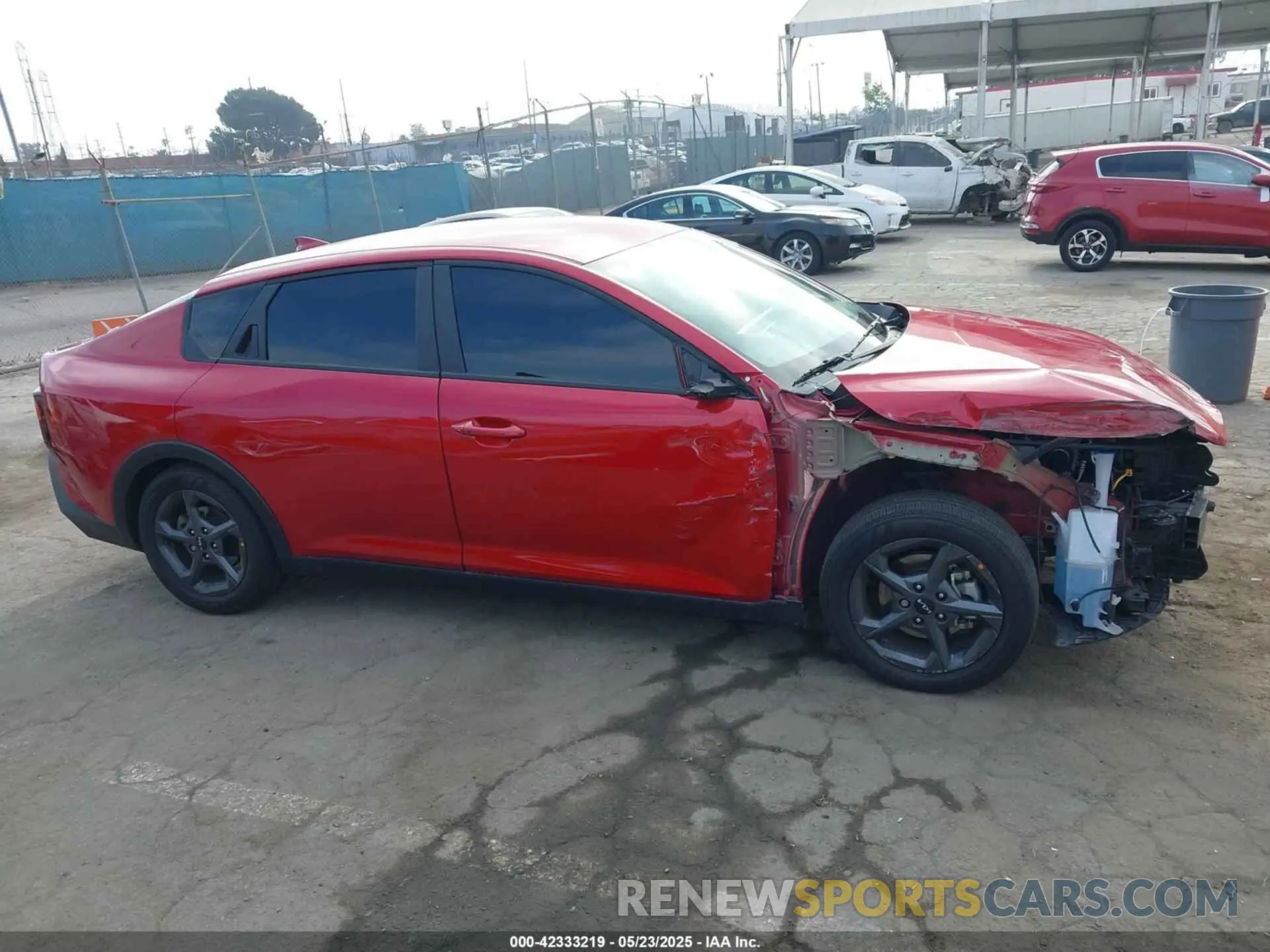 14 Photograph of a damaged car 3KPFT4DE8SE022546 KIA K4 2025