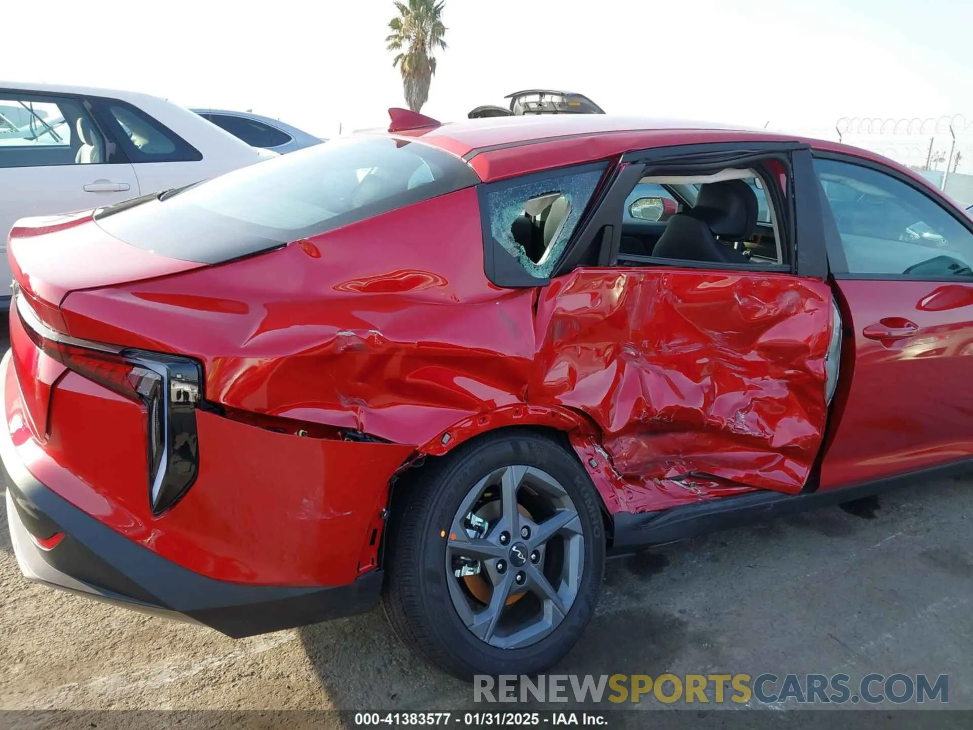 6 Photograph of a damaged car 3KPFT4DE9SE046175 KIA K4 2025