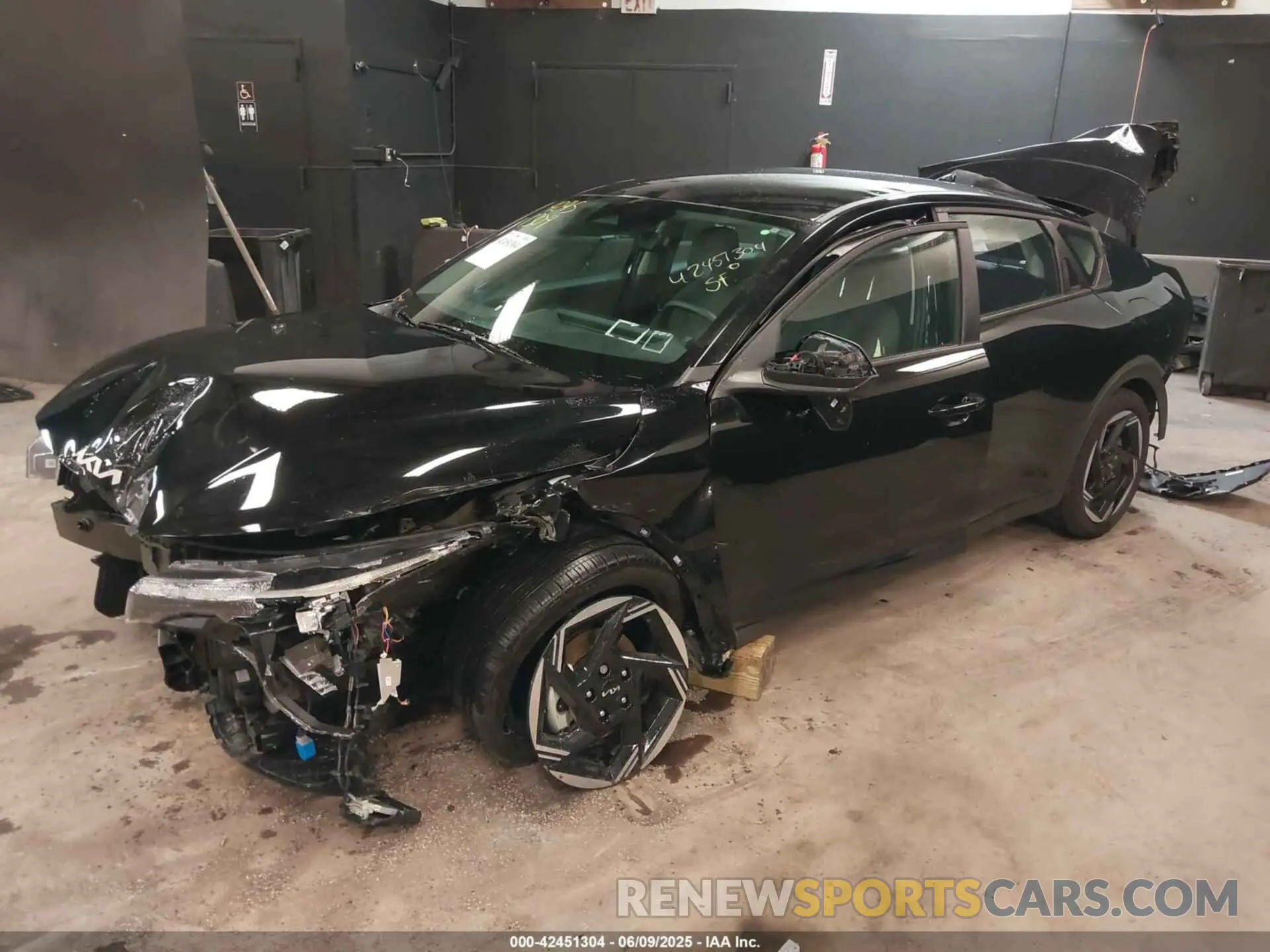 2 Photograph of a damaged car 3KPFU4DE1SE011689 KIA K4 2025