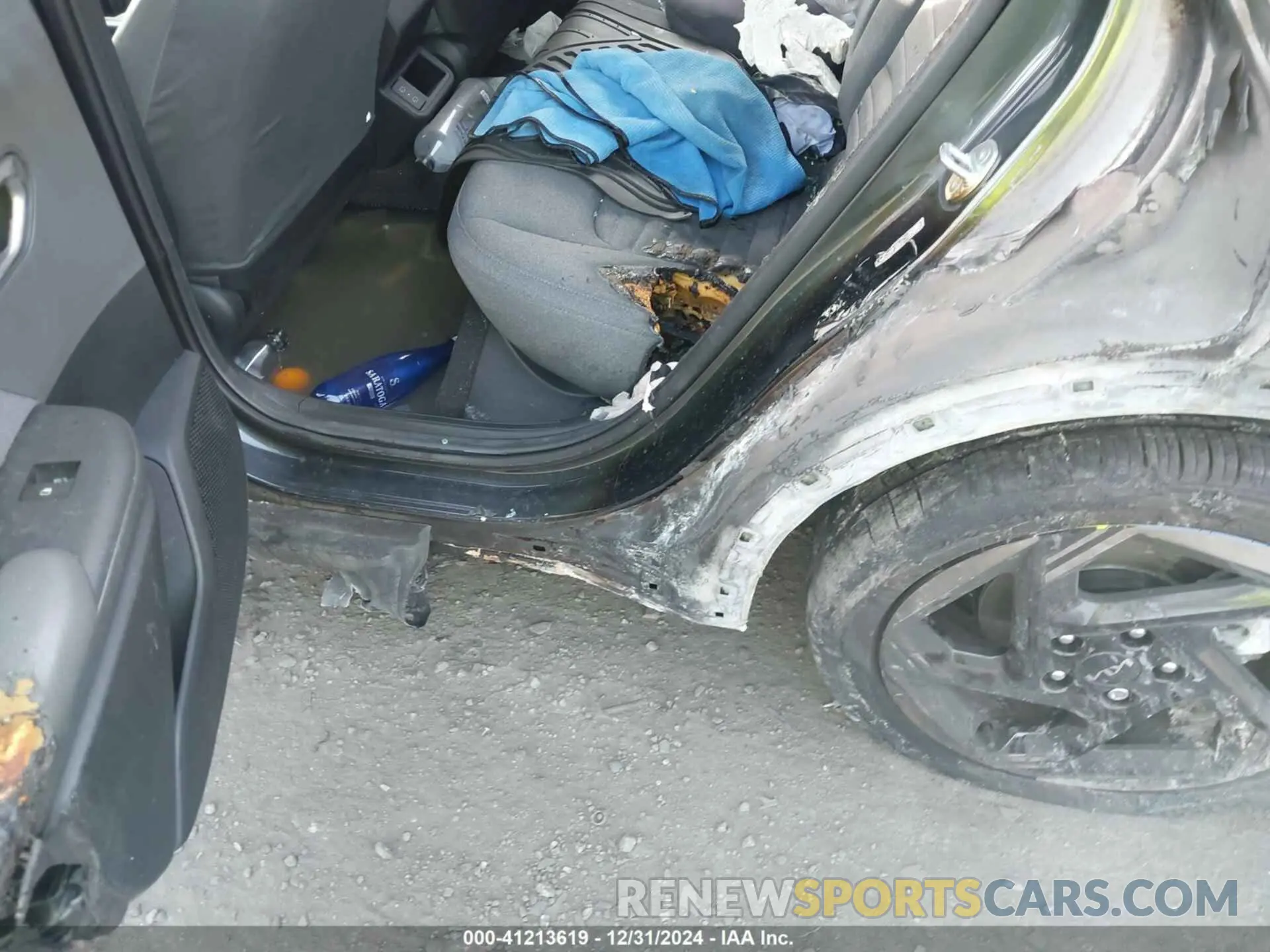 13 Photograph of a damaged car 3KPFU4DE3SE020295 KIA K4 2025