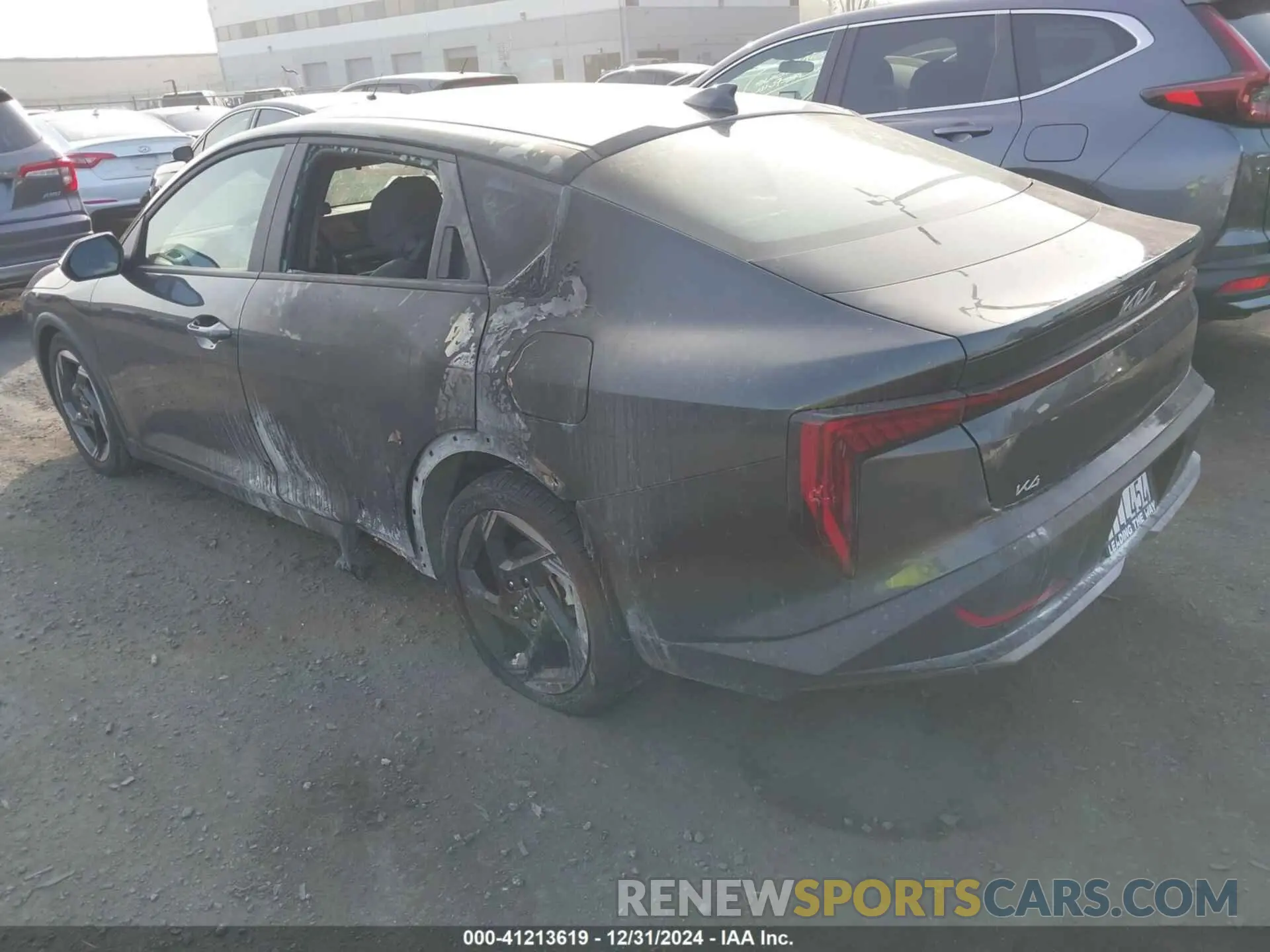 3 Photograph of a damaged car 3KPFU4DE3SE020295 KIA K4 2025