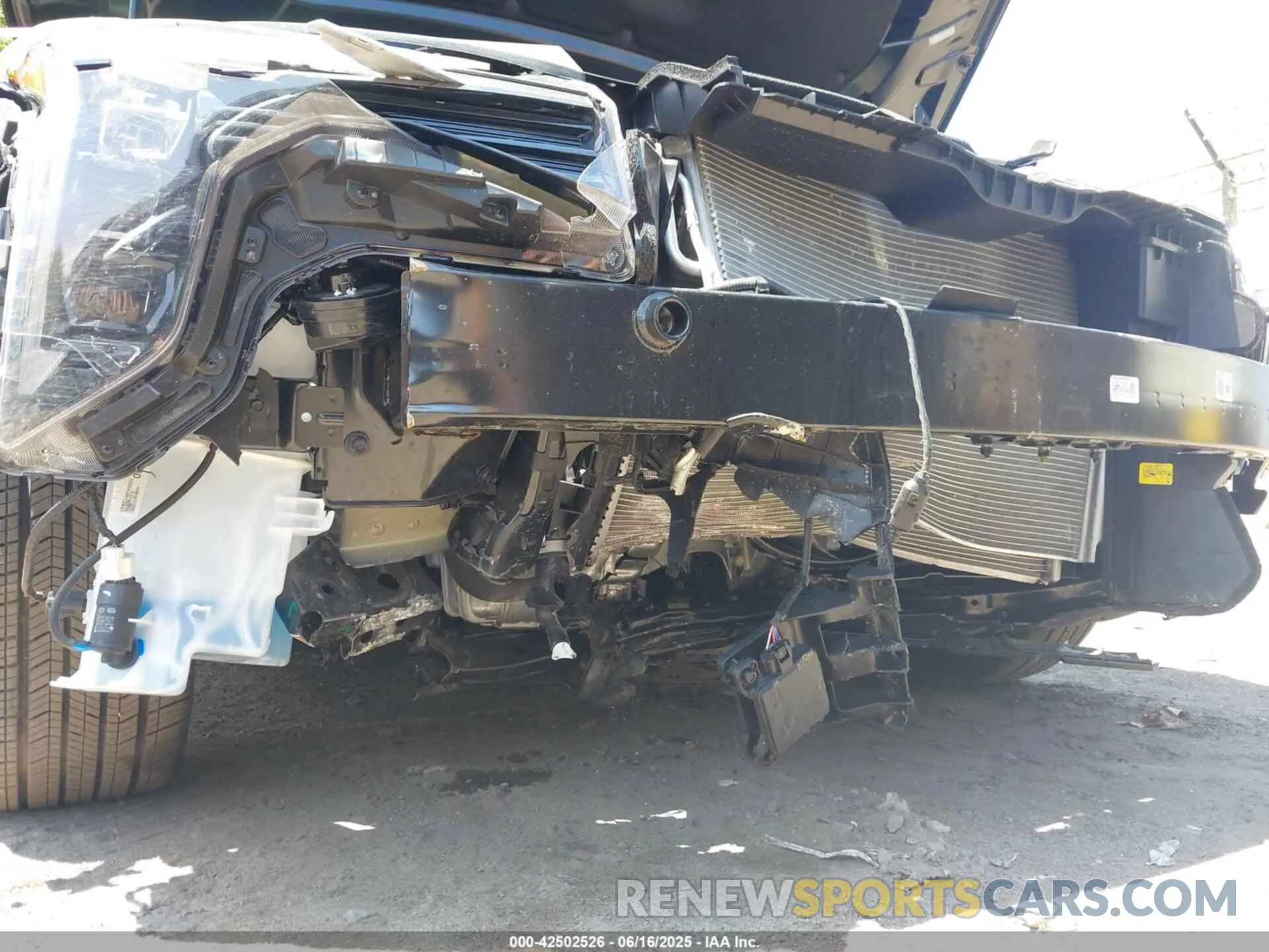 6 Photograph of a damaged car 3KPFU4DE3SE022516 KIA K4 2025