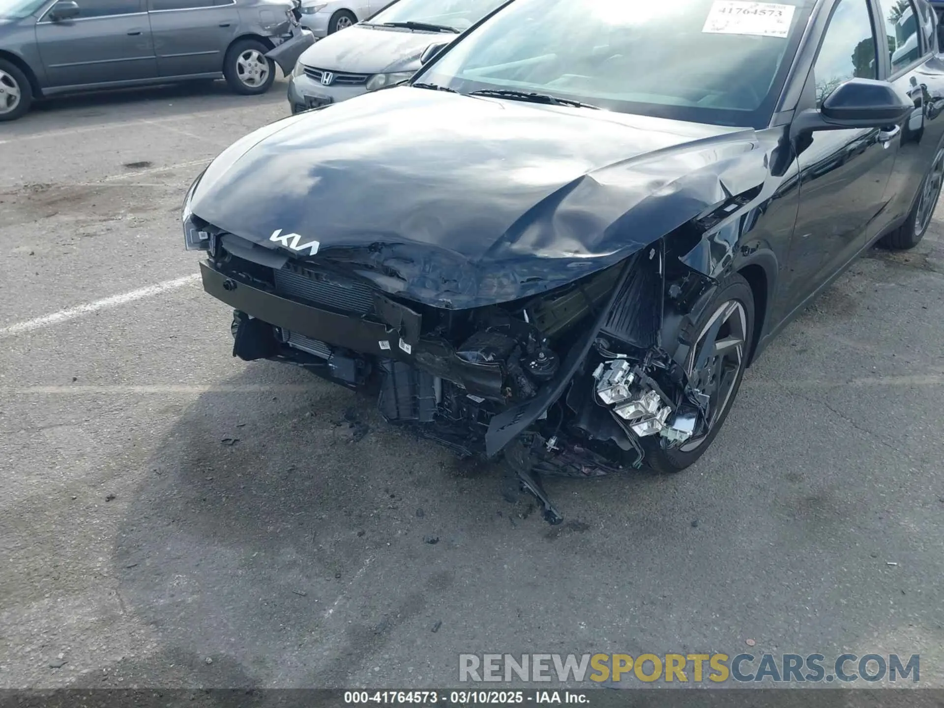 6 Photograph of a damaged car 3KPFU4DE5SE033811 KIA K4 2025