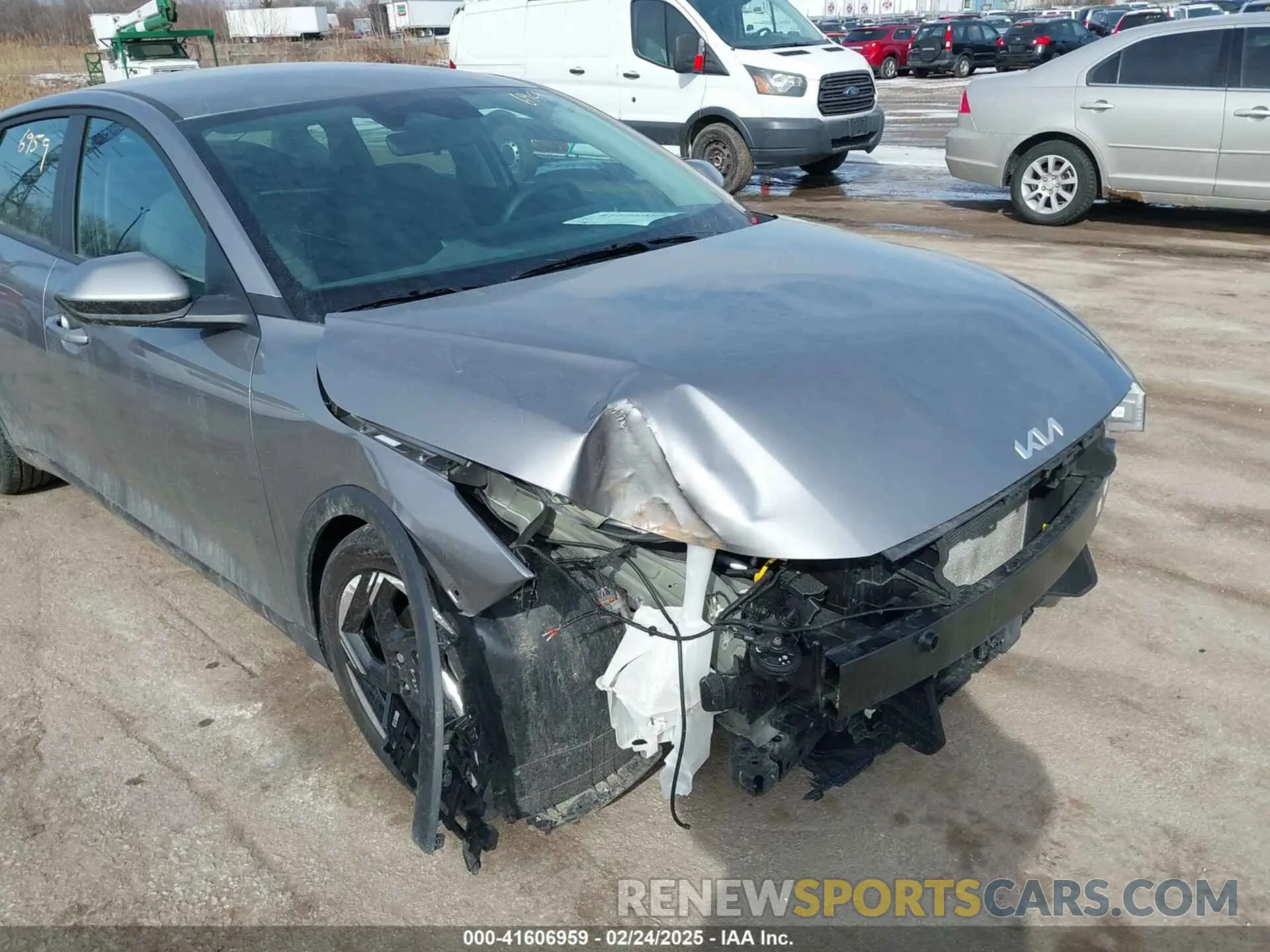 6 Photograph of a damaged car 3KPFU4DEXSE007673 KIA K4 2025