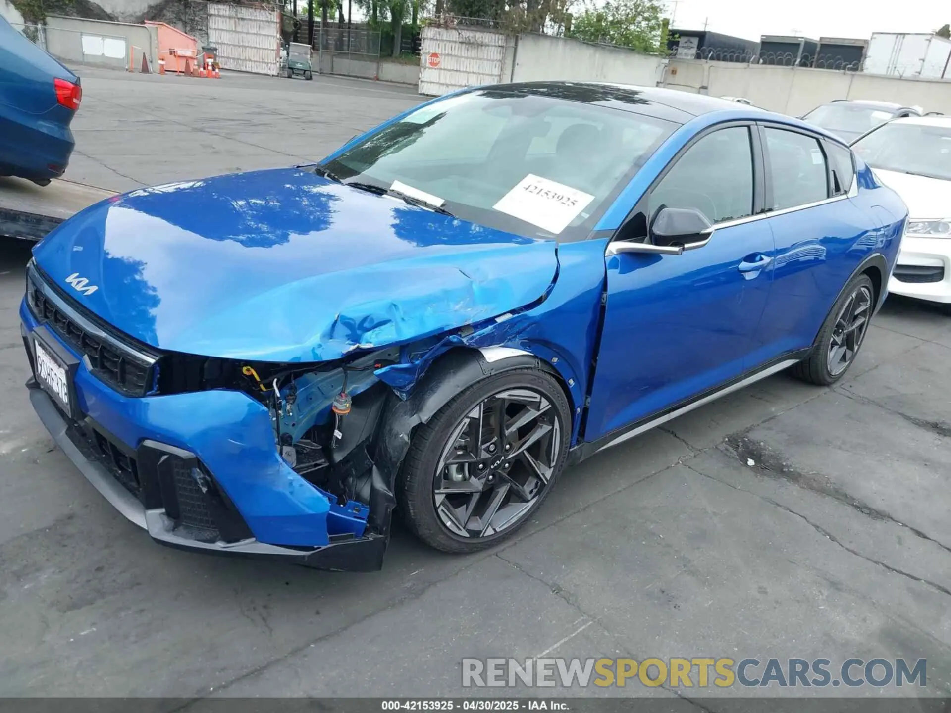 2 Photograph of a damaged car 3KPFW4DE5SE086020 KIA K4 2025