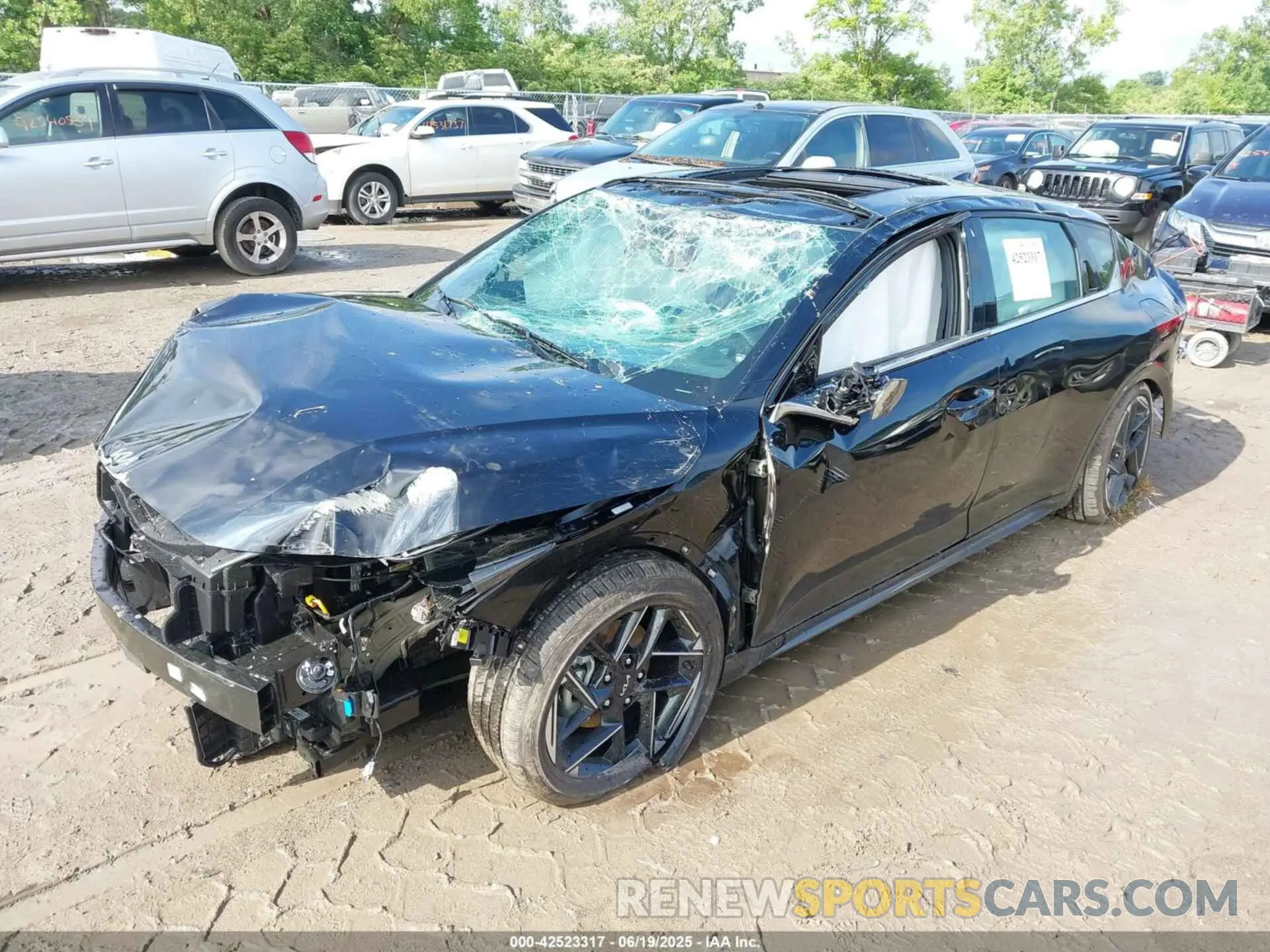 2 Photograph of a damaged car 3KPFW4DE9SE055658 KIA K4 2025