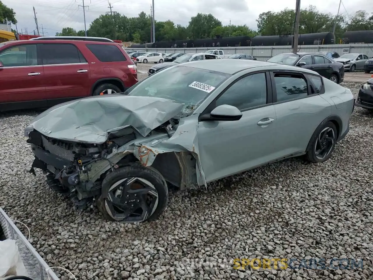 1 Photograph of a damaged car 3KPFU4DE3SE058934 KIA K4 EX 2025
