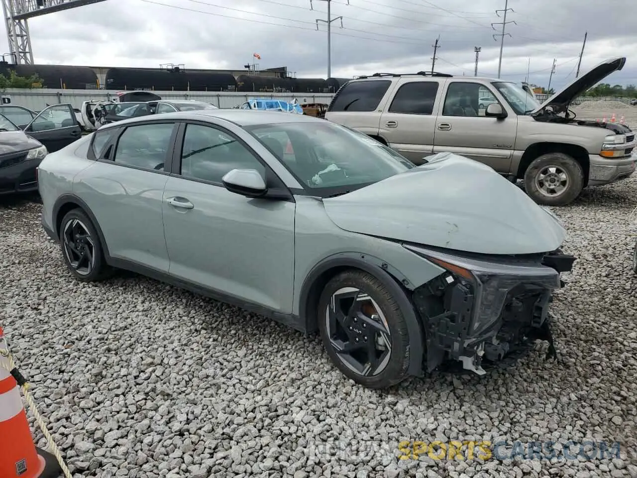 4 Photograph of a damaged car 3KPFU4DE3SE058934 KIA K4 EX 2025