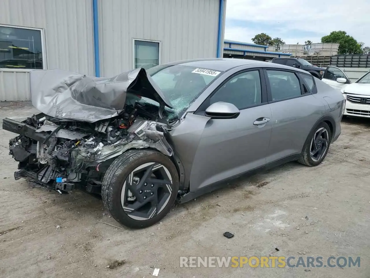 1 Photograph of a damaged car 3KPFU4DE4SE067674 KIA K4 EX 2025