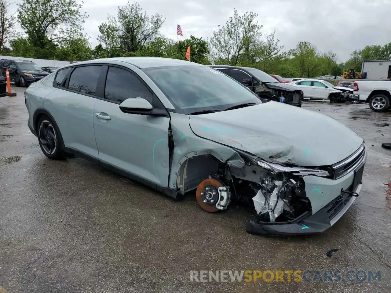 4 Photograph of a damaged car 3KPFU4DE4SE085480 KIA K4 EX 2025