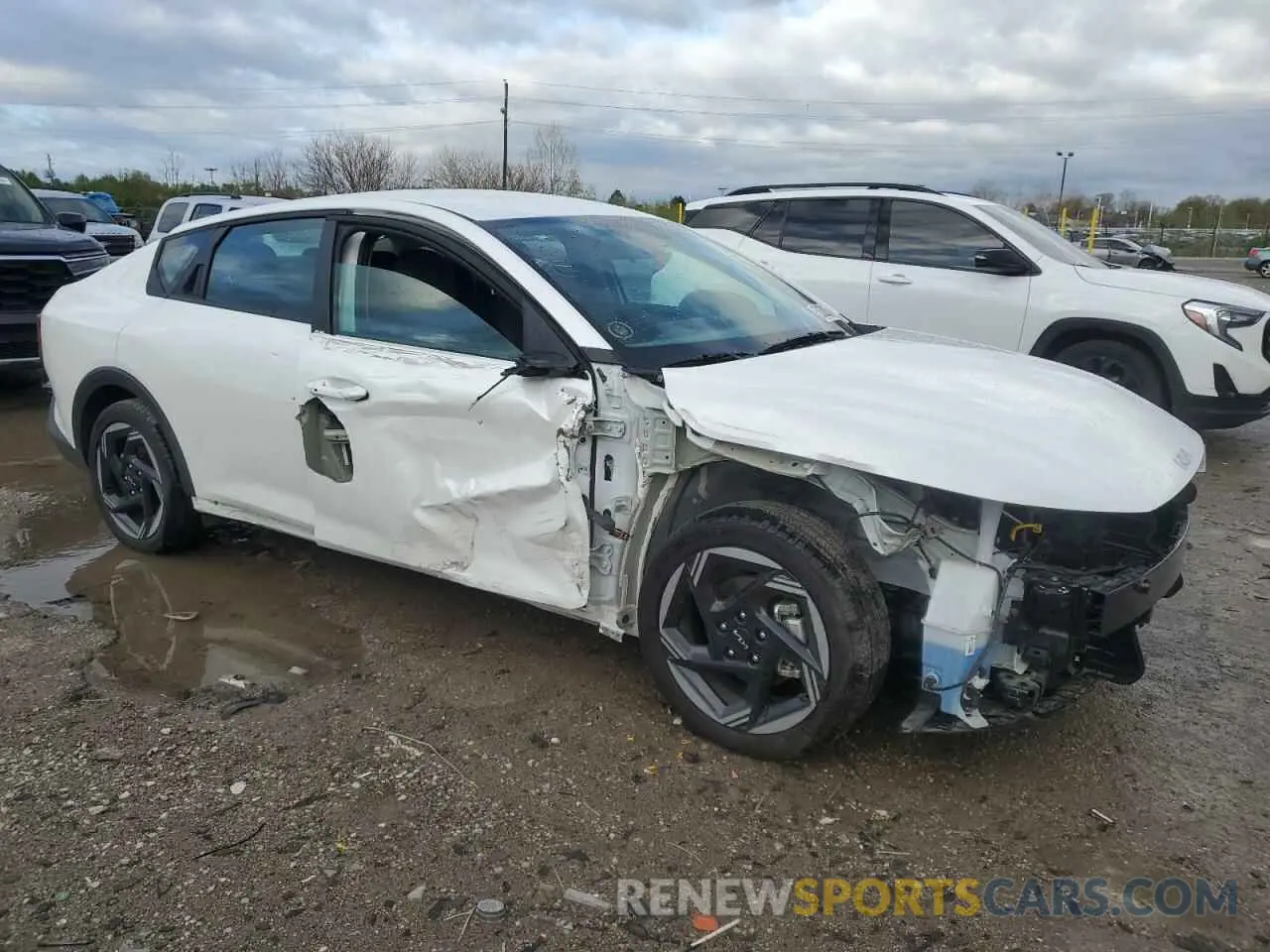 4 Photograph of a damaged car 3KPFU4DE9SE031284 KIA K4 EX 2025