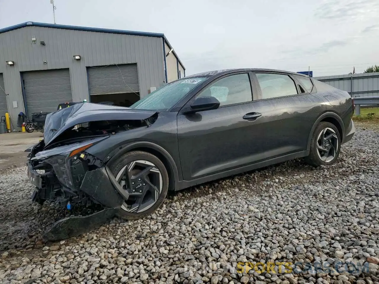 1 Photograph of a damaged car 3KPFU4DEXSE019032 KIA K4 EX 2025