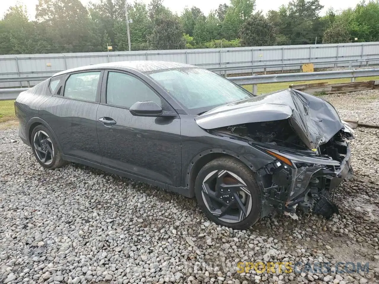 4 Photograph of a damaged car 3KPFU4DEXSE019032 KIA K4 EX 2025