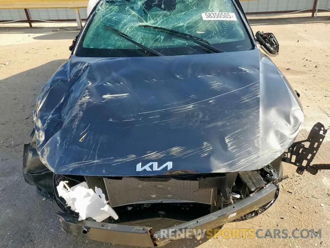 11 Photograph of a damaged car 3KPFW4DE1SE098567 KIA K4 GT LINE 2025