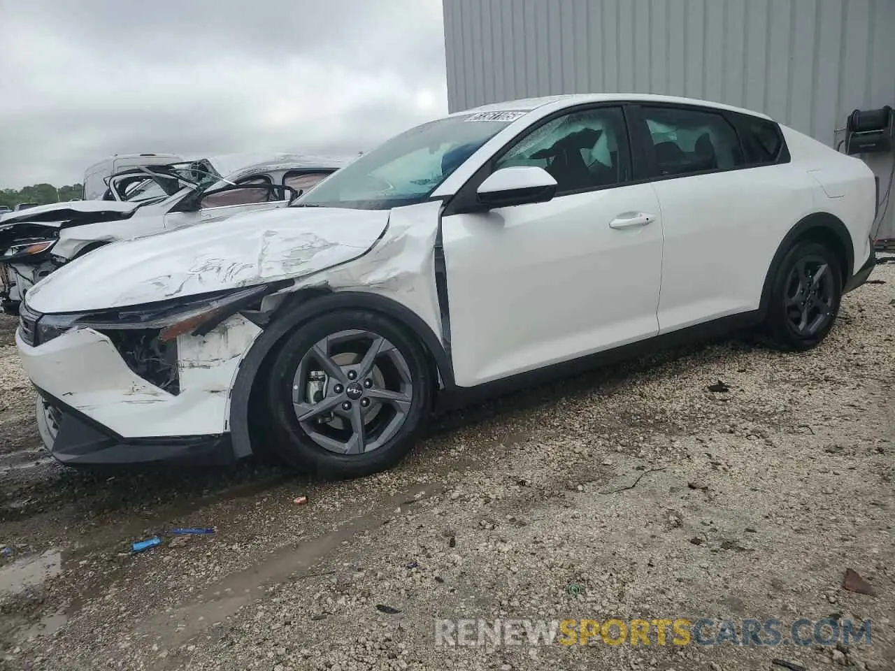 1 Photograph of a damaged car 3KPFT4DE0SE021892 KIA K4 LX 2025