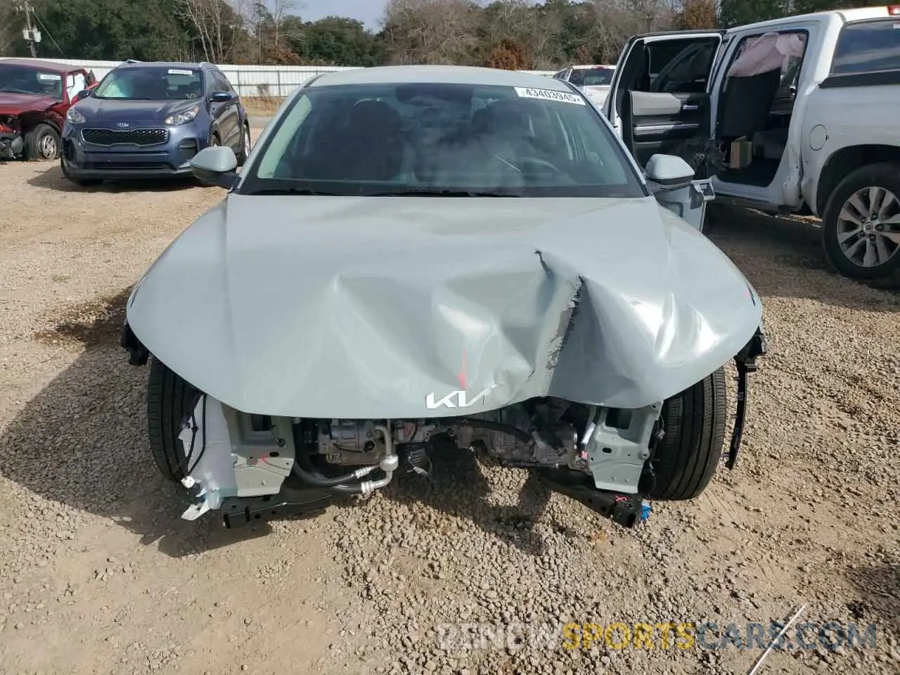 5 Photograph of a damaged car 3KPFT4DE1SE003630 KIA K4 LX 2025