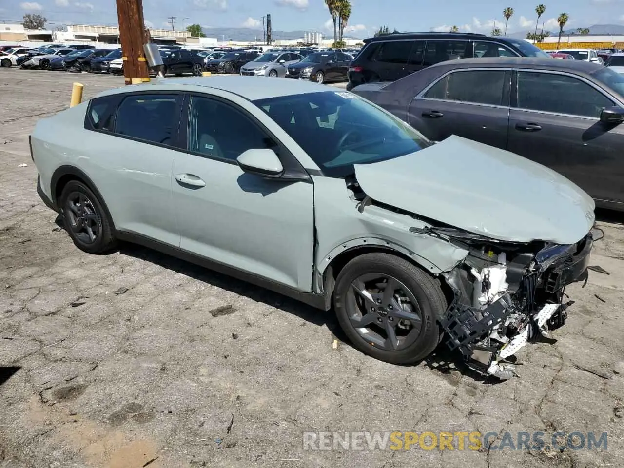 4 Photograph of a damaged car 3KPFT4DE1SE068641 KIA K4 LX 2025