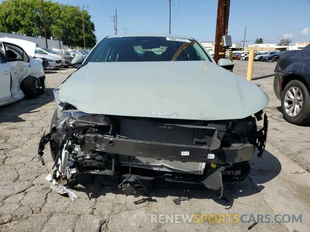 5 Photograph of a damaged car 3KPFT4DE1SE068641 KIA K4 LX 2025