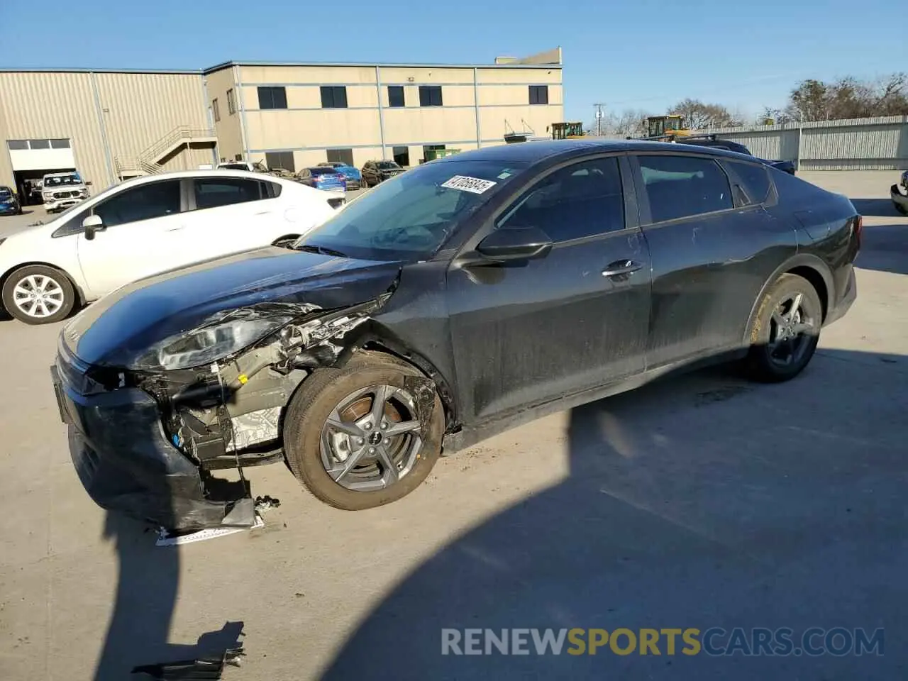 1 Photograph of a damaged car 3KPFT4DE2SE084718 KIA K4 LX 2025
