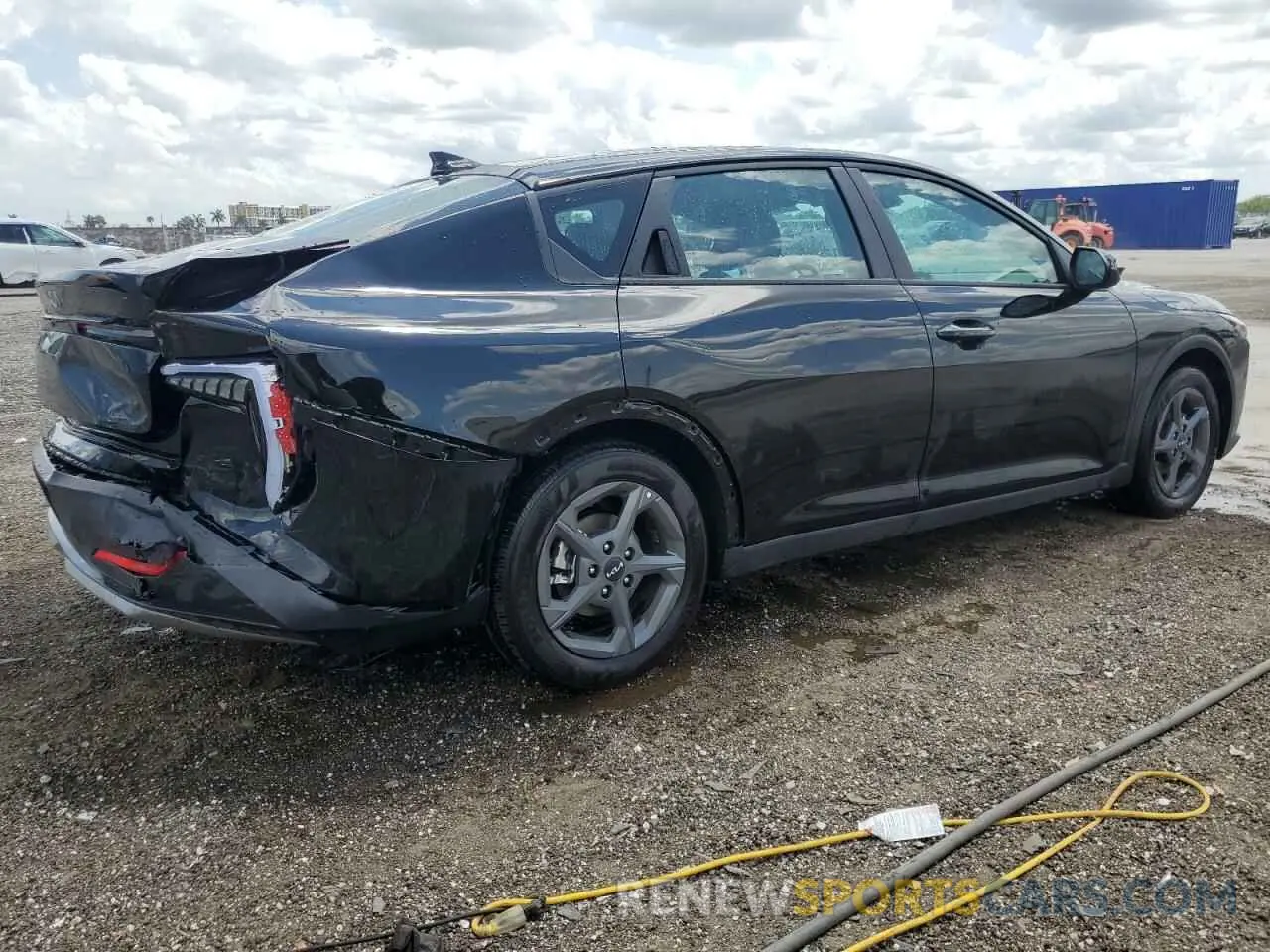 3 Photograph of a damaged car 3KPFT4DE3SE072254 KIA K4 LX 2025