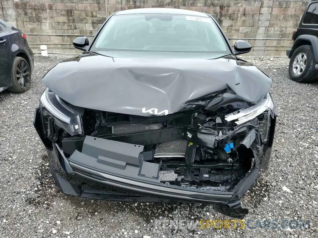 5 Photograph of a damaged car 3KPFT4DE4SE060680 KIA K4 LX 2025