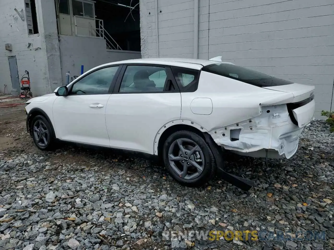 2 Photograph of a damaged car 3KPFT4DE5SE121809 KIA K4 LX 2025