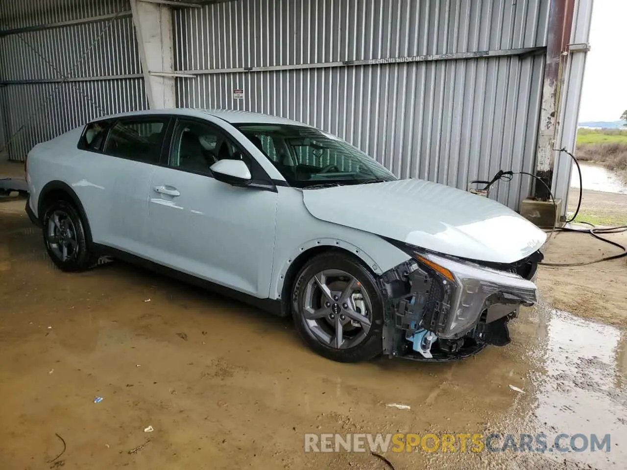4 Photograph of a damaged car 3KPFT4DE7SE073553 KIA K4 LX 2025