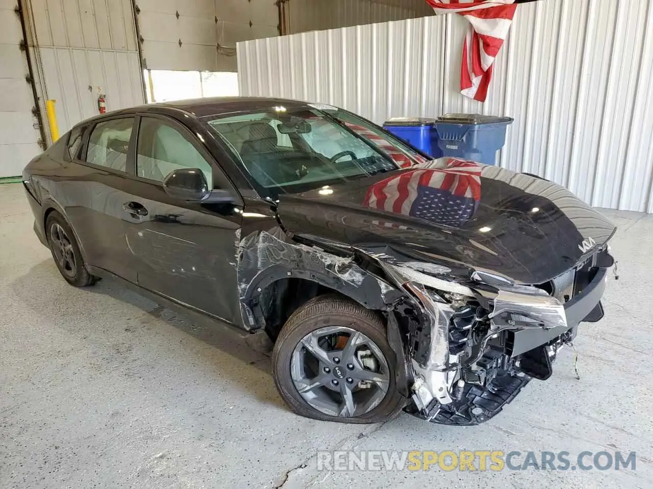 4 Photograph of a damaged car 3KPFT4DE7SE091163 KIA K4 LX 2025