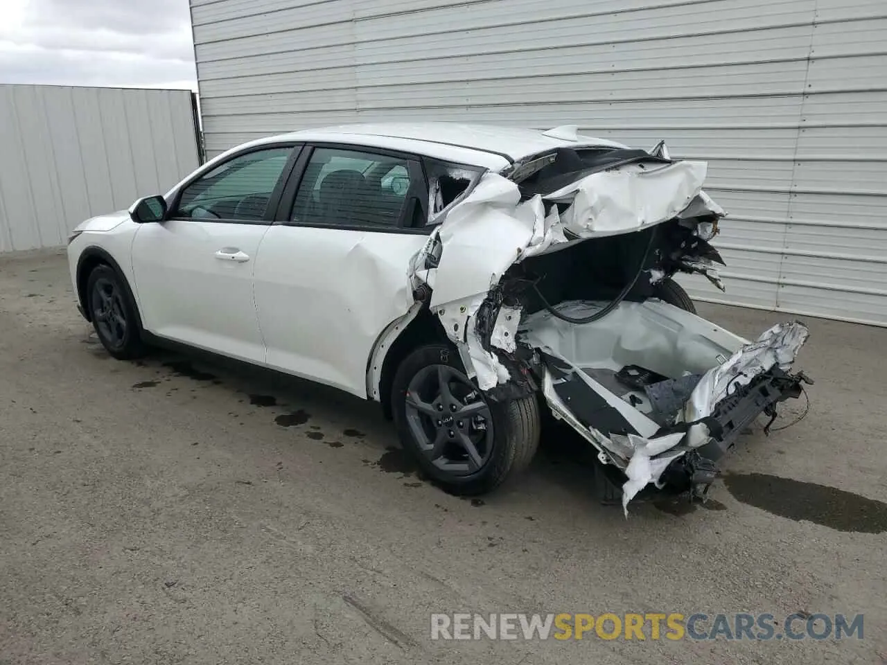 2 Photograph of a damaged car 3KPFT4DE9SE079516 KIA K4 LX 2025
