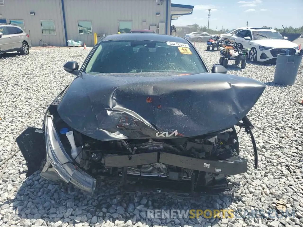 5 Photograph of a damaged car 3KPFT4DE9SE094369 KIA K4 LX 2025