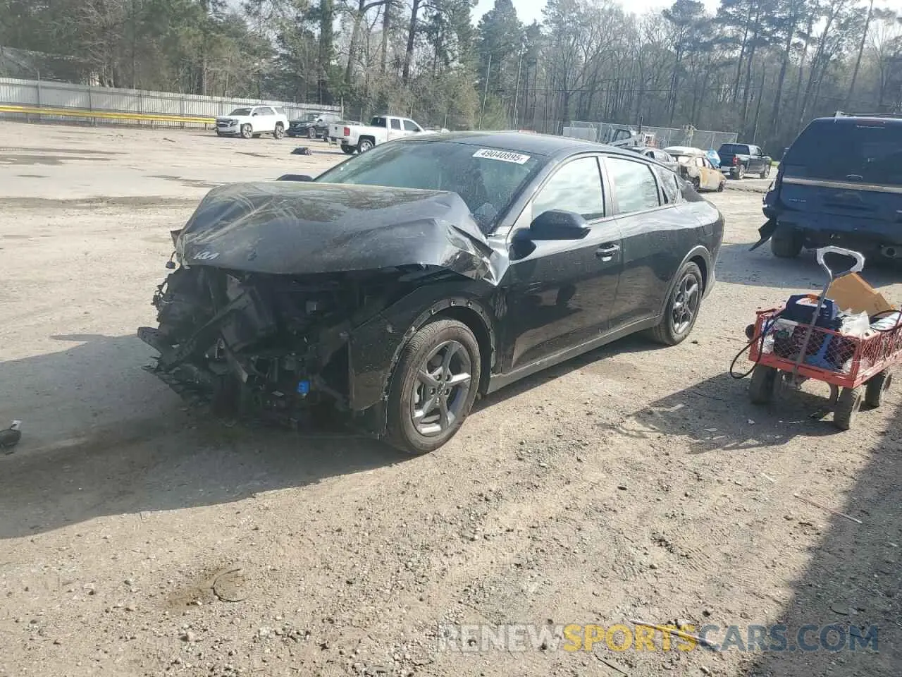 1 Photograph of a damaged car 3KPFT4DEXSE015968 KIA K4 LX 2025