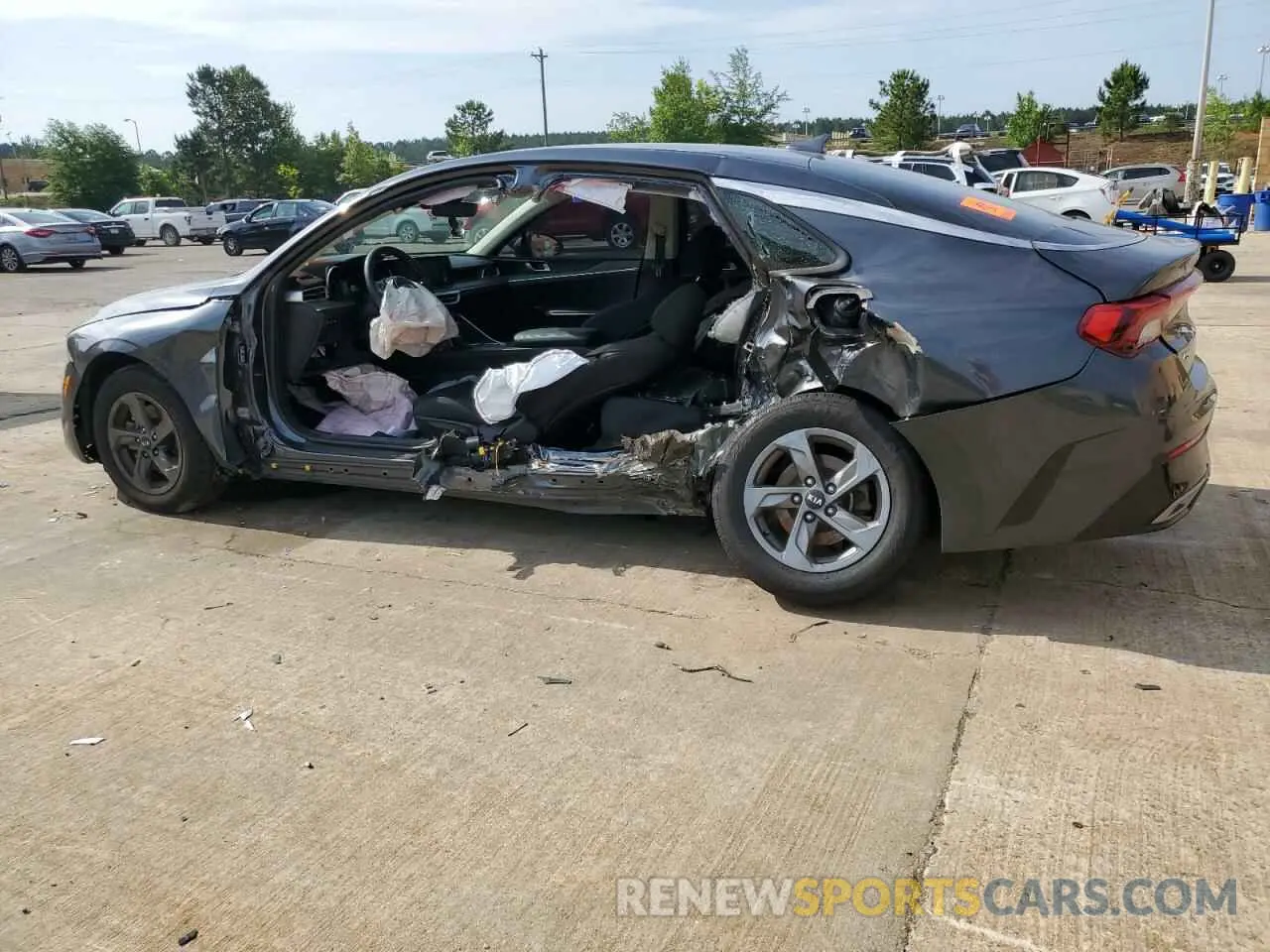 2 Photograph of a damaged car 5XXG14J20MG005058 KIA K5 2021