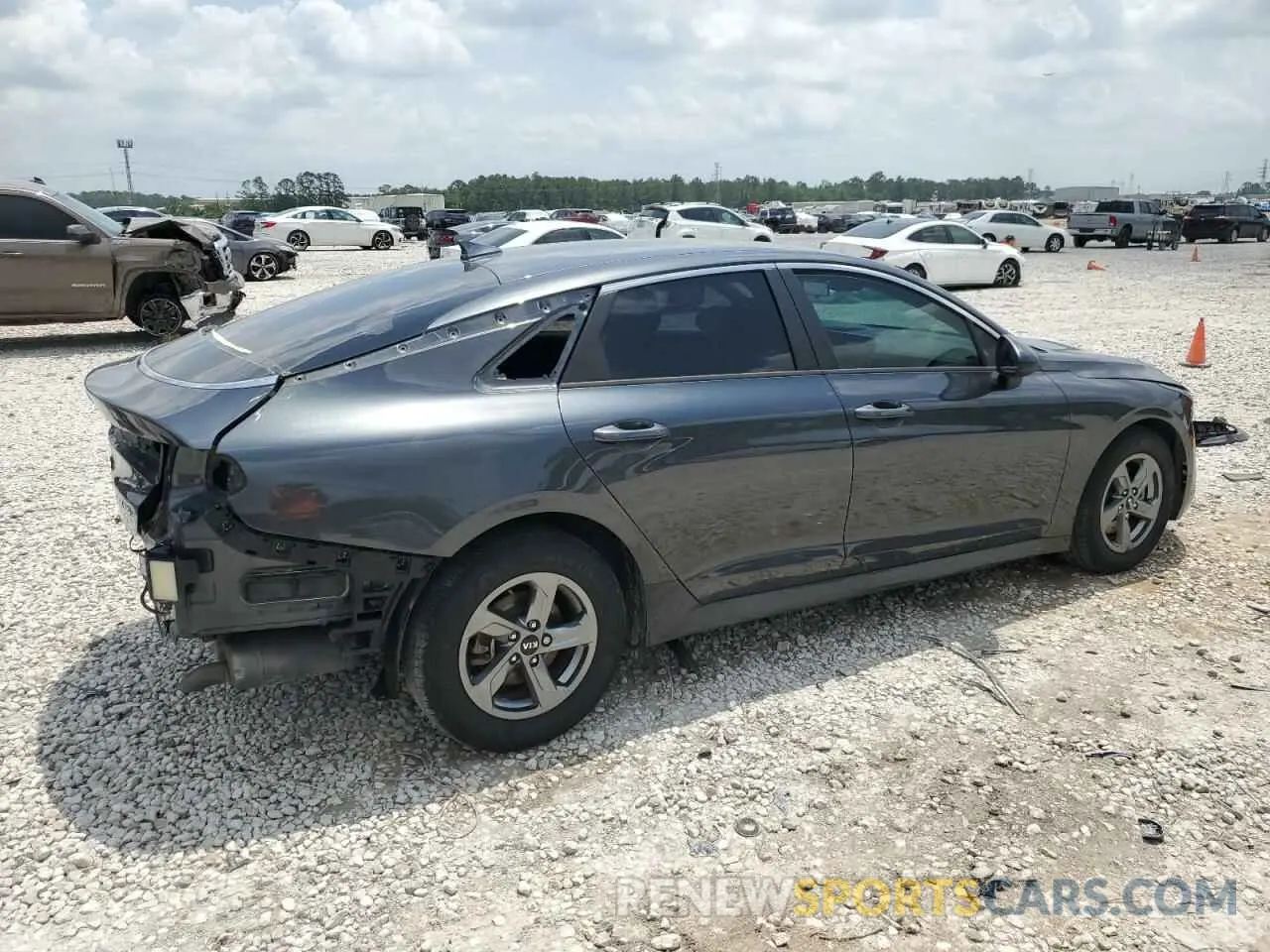 3 Photograph of a damaged car 5XXG14J20MG006419 KIA K5 2021