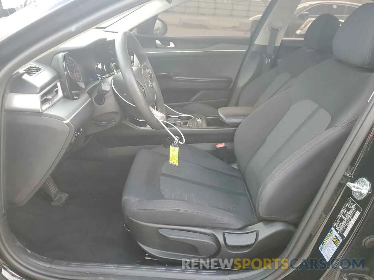 7 Photograph of a damaged car 5XXG14J21MG015727 KIA K5 2021