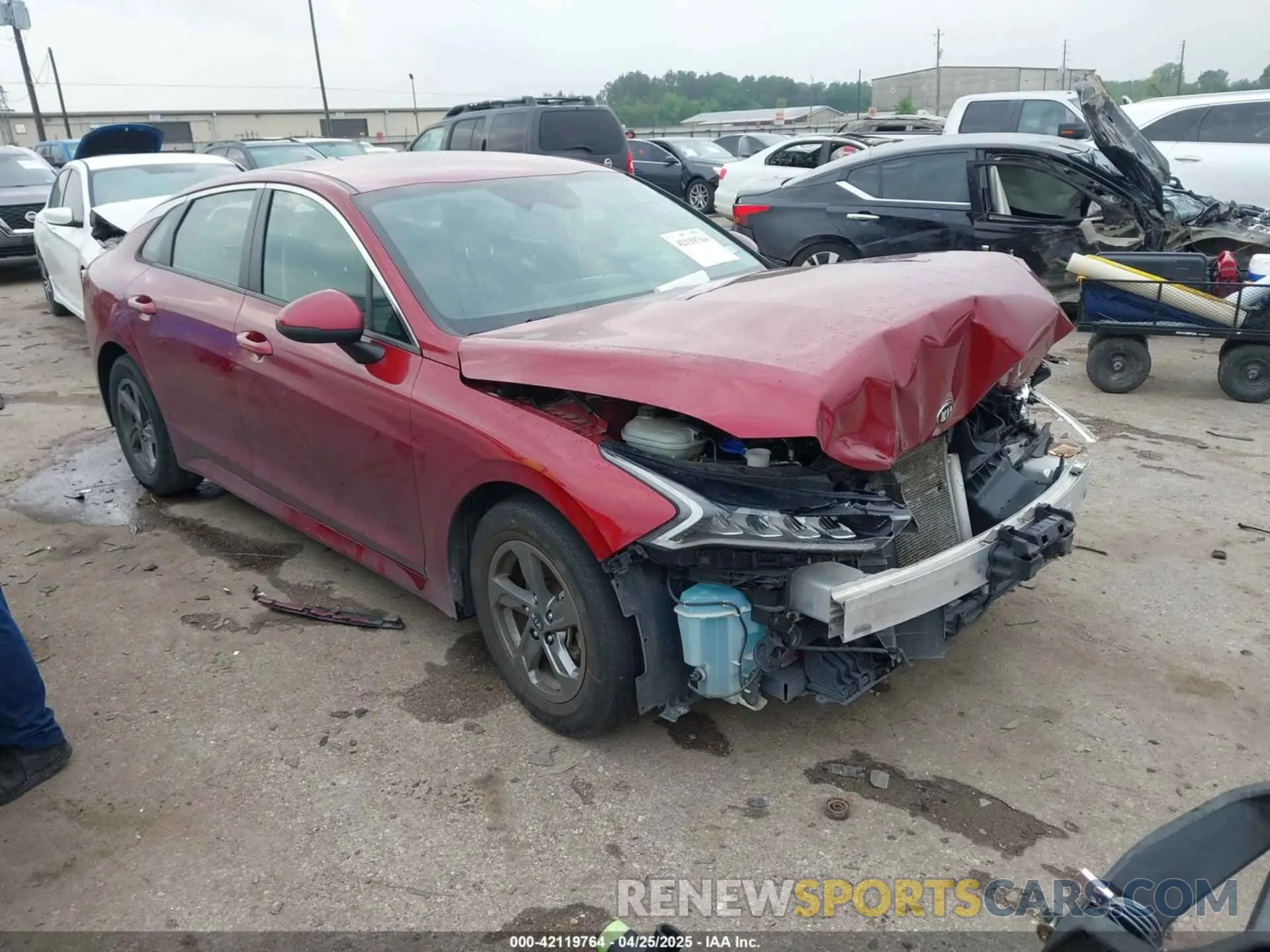 1 Photograph of a damaged car 5XXG14J21MG017526 KIA K5 2021