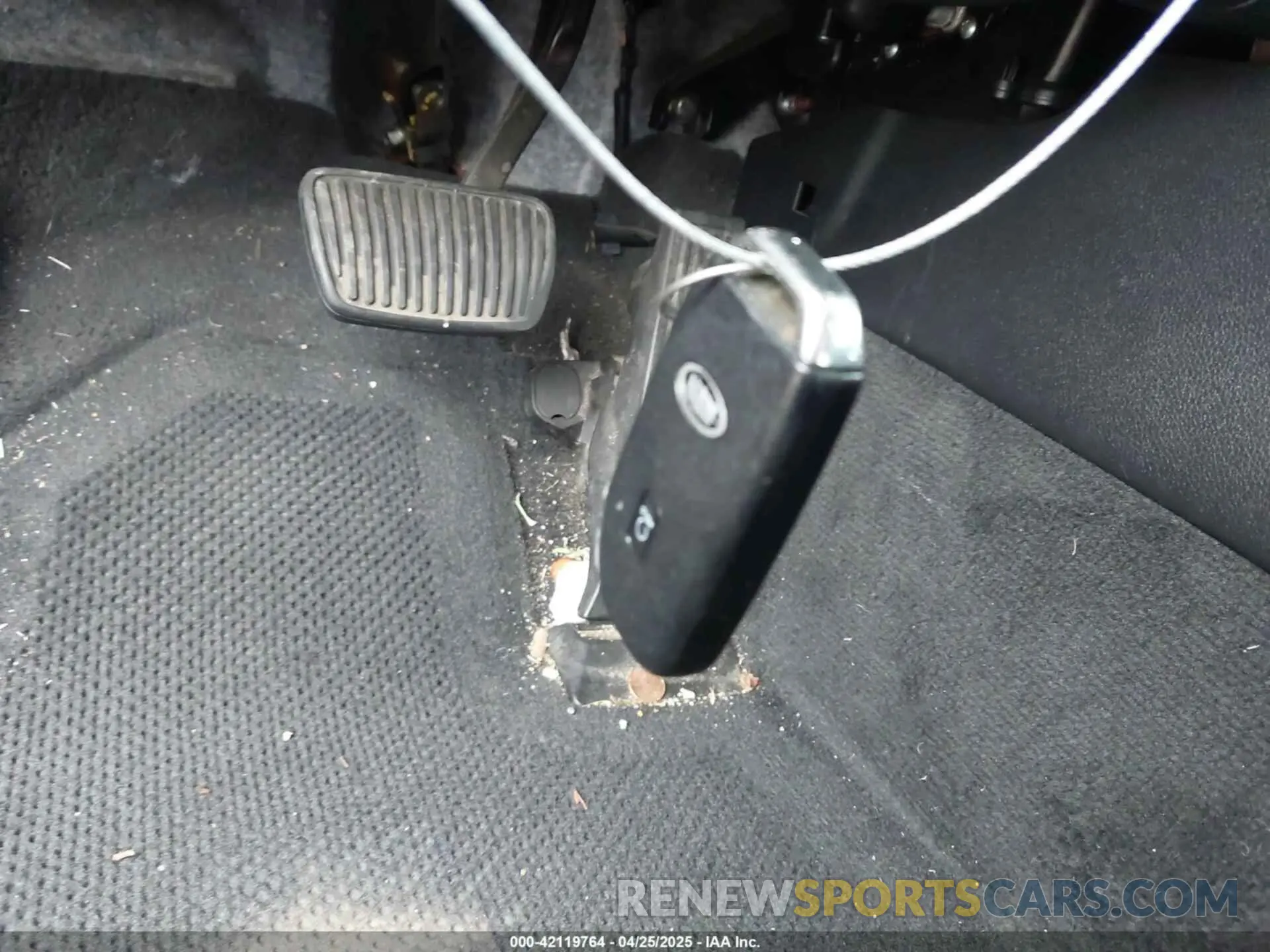 11 Photograph of a damaged car 5XXG14J21MG017526 KIA K5 2021