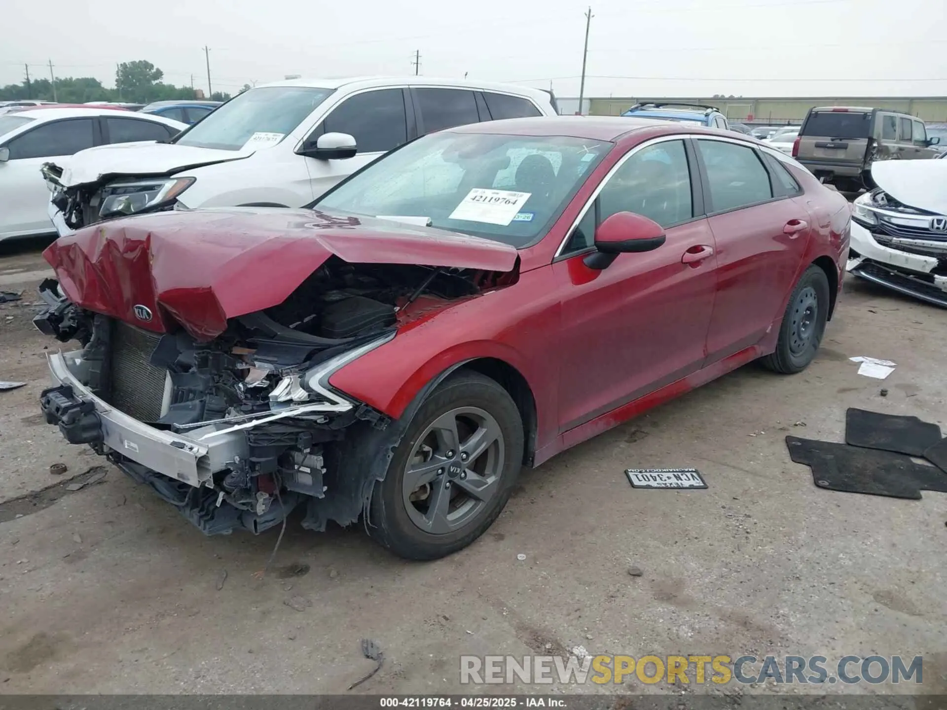 2 Photograph of a damaged car 5XXG14J21MG017526 KIA K5 2021