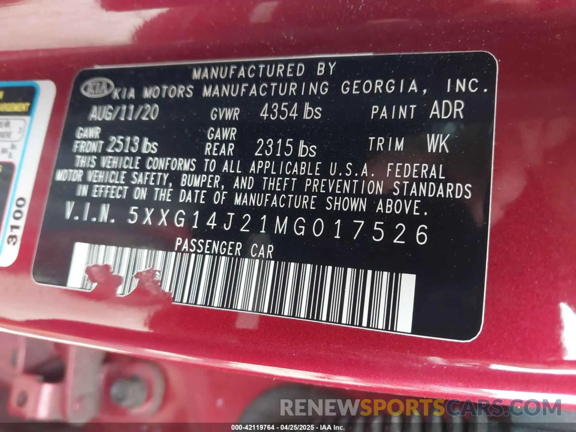 9 Photograph of a damaged car 5XXG14J21MG017526 KIA K5 2021